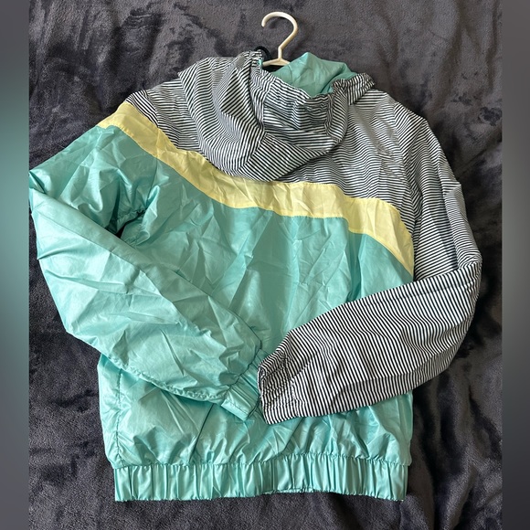 Pull & Bear green yellow striped zip windbreaker - Picture 2 of 4